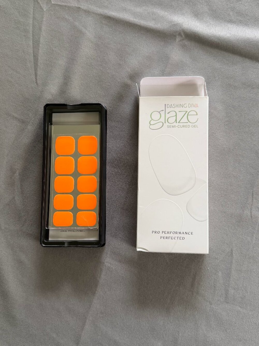Dashing Diva Pedicure Glaze Nail Strips Tangerine Glaze 32 Count New in Box